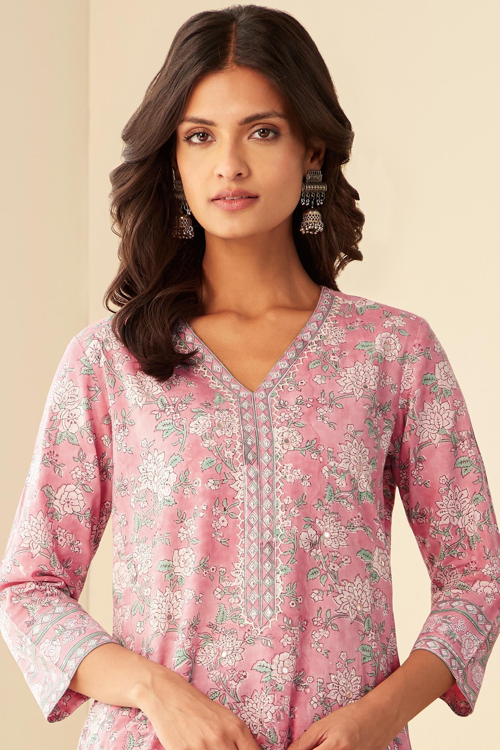 Gulshan Bagh Suhana Sanganeri Kurta - Image 2