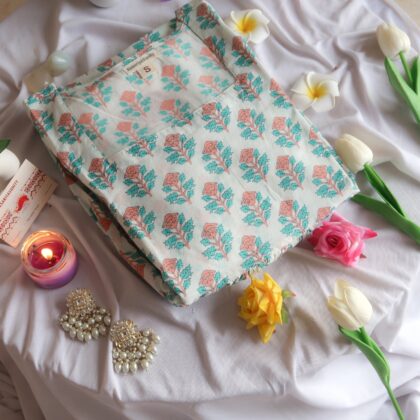 Pariyon Ki Saheli Churidaar Sleeves Long Kurta