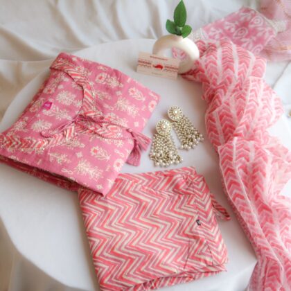 Gulabi Grace Delight Suit Set - Doriya