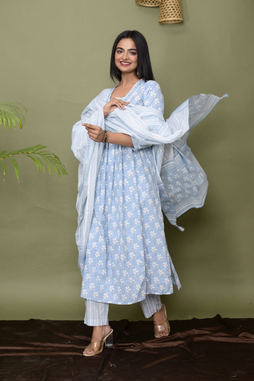 Azure Blossom Delight Suit Set - Image 3