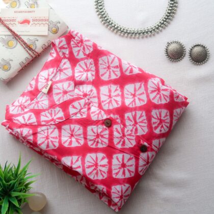 Daily Essential: Scarlet Elegance Long Kurta