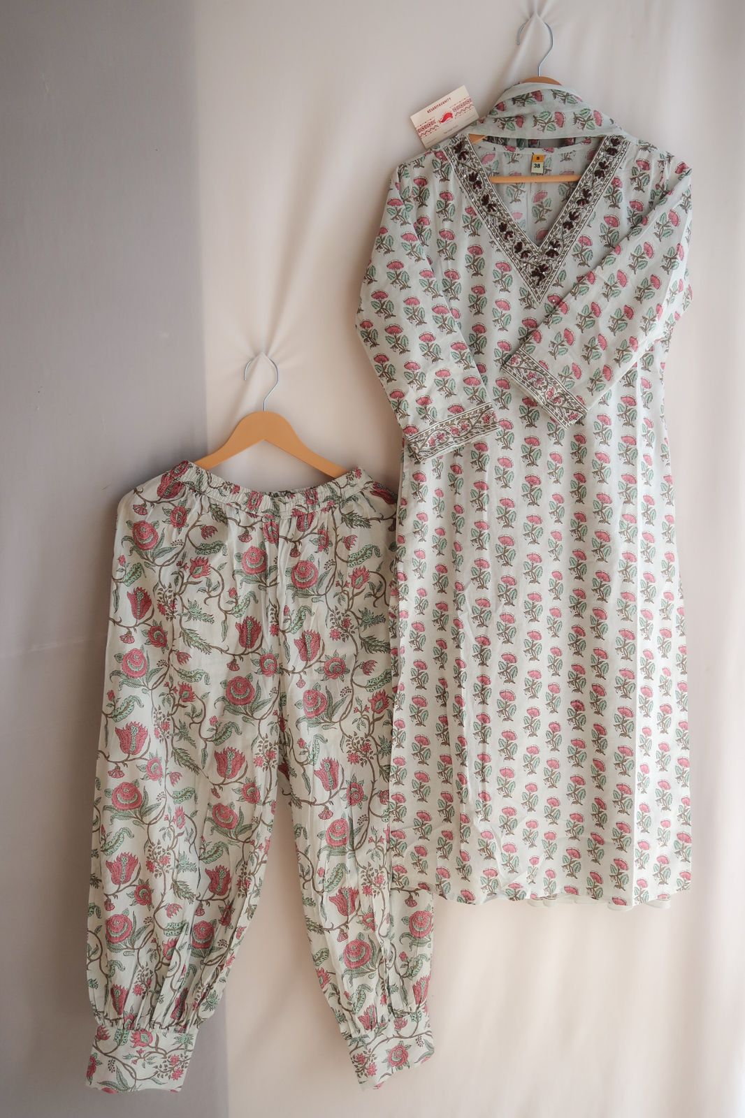 Pastel Petal Serene Suit Set - Slim Fit - Image 2